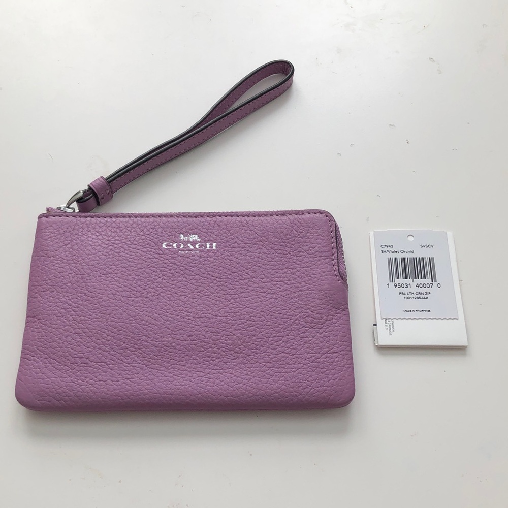 🥧 Coach Violet Orchid Leather Wristlet with Strap Nwt